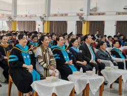 20250307035733.jpg - ภาพบรรยากาศพิธีมอบวุฒิบัตรนักเรียนระดับชั้น อ.3 ป.6 ม.3 และ ม.6 ประจำปีการศึกษา 2567  5 มี.ค.68 | https://piyapornpittaya.ac.th